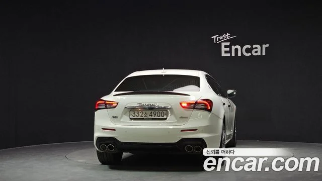 2019 Maserati 기블리