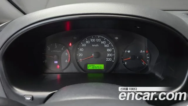 2013 Hyundai Grand Starex