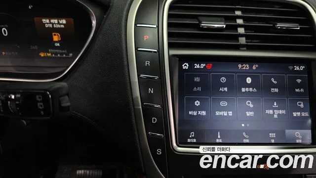 2020 Lincoln 노틸러스 1세대