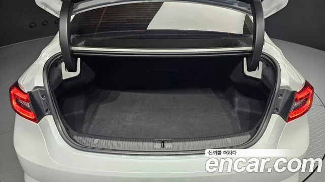 2017 Renault Korea SM6