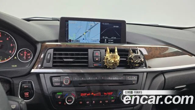 2015 BMW 3 Series (F30)