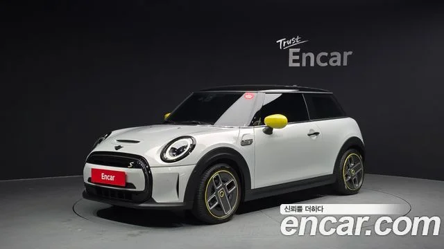 2022 MINI Cooper Electric