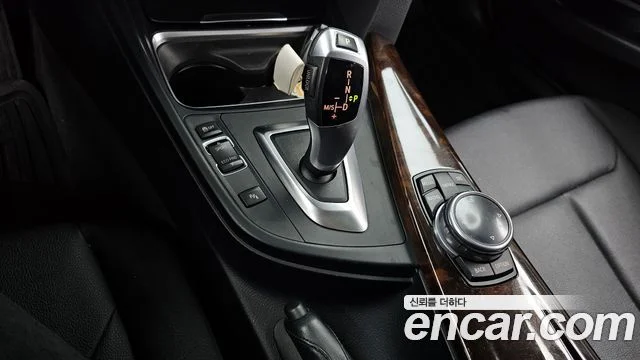 2014 BMW 3 Series (F30)