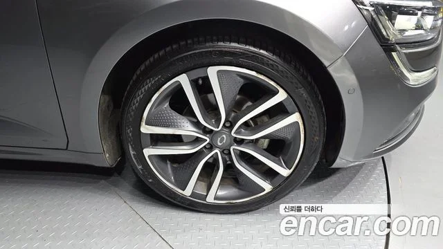 2018 Renault Korea SM6