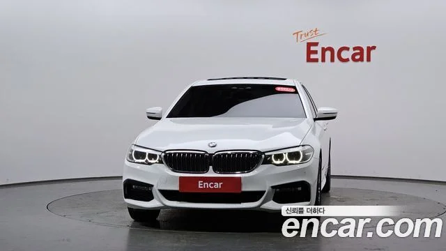 2018 BMW 5 Series (G30)