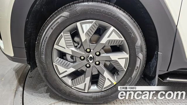 2023 KG Mobility 토레스 EVX