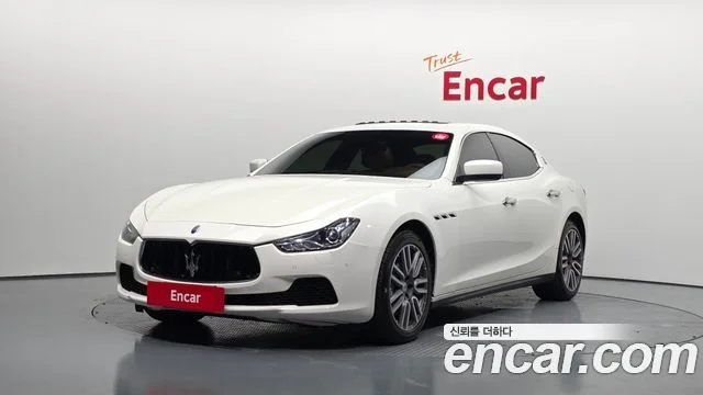 2016 Maserati 기블리