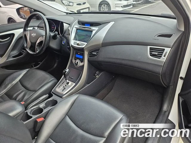 2013 Hyundai 아반떼 MD