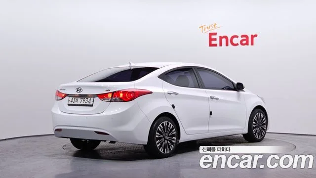 2013 Hyundai 아반떼 MD