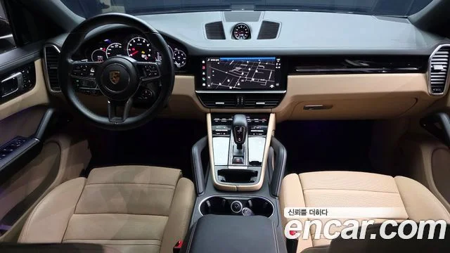 2022 Porsche 카이엔 (PO536)