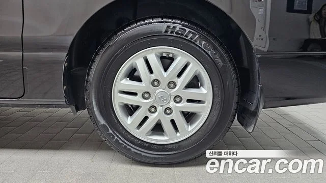 2019 Hyundai Grand Starex (New)