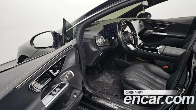2023 Mercedes-Benz EQE V295