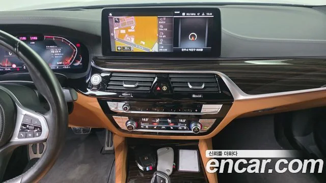 2021 BMW 5 Series (G30)