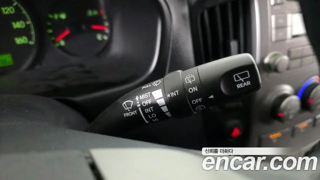 2013 Hyundai Grand Starex