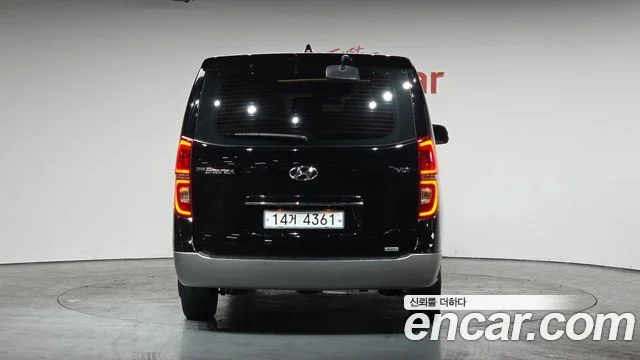 2018 Hyundai Grand Starex (New)