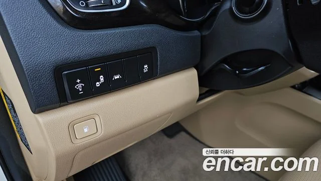 2020 Kia Carnival (New)