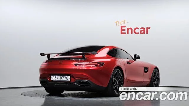 2016 Mercedes-Benz AMG GT