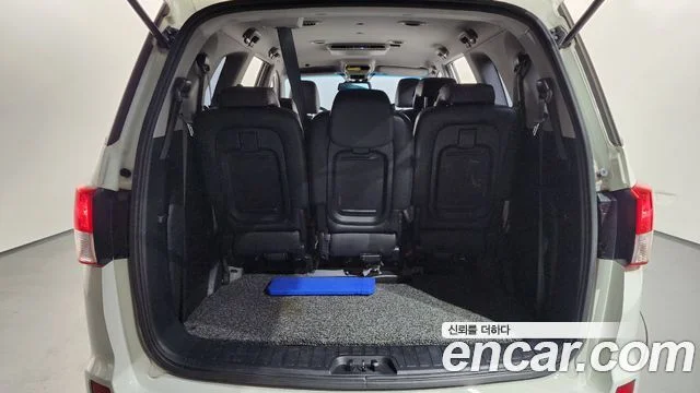 2016 KG Mobility 코란도 투리스모