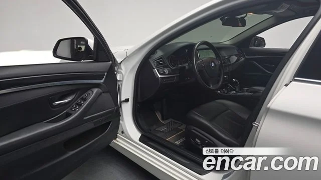 2014 BMW 5 Series (F10)