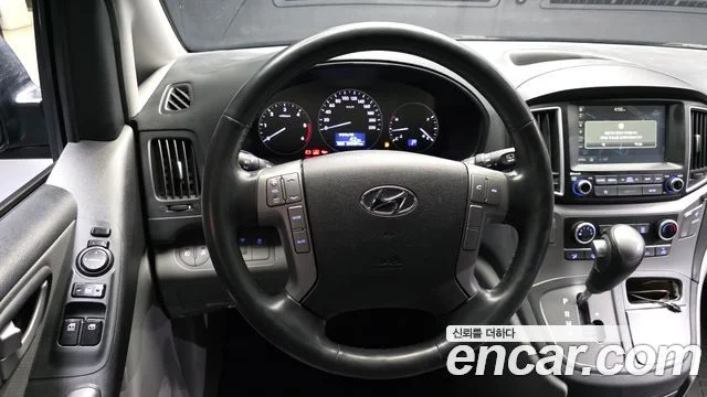 2018 Hyundai Grand Starex (New)