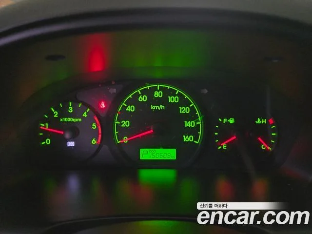 2014 Hyundai Grand Starex