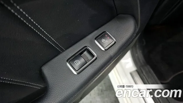 2015 Mercedes-Benz E-class W212