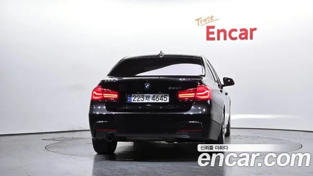 2018 BMW 3 Series (F30)