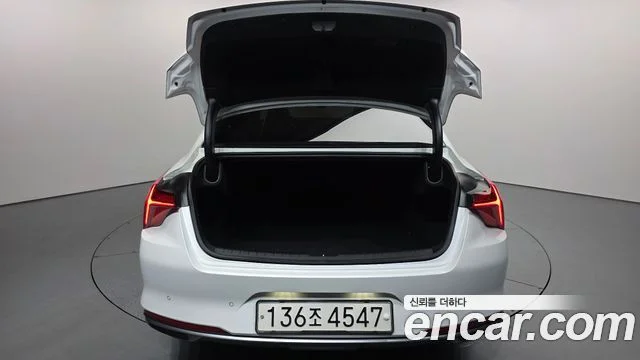 2021 Kia K8 하이브리드