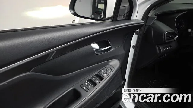 2021 Hyundai Santa Fe (New)