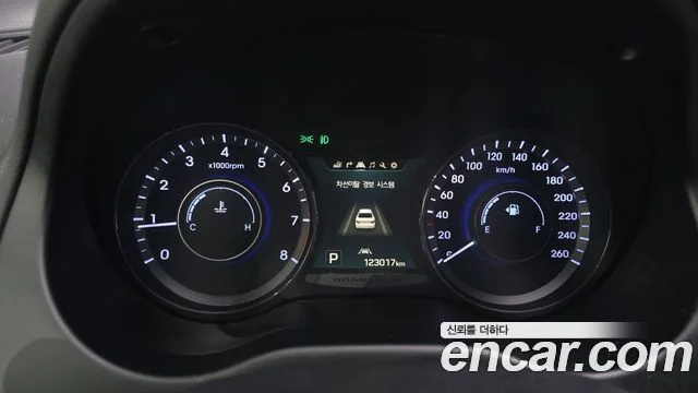 2016 Hyundai Grandeur (HG)