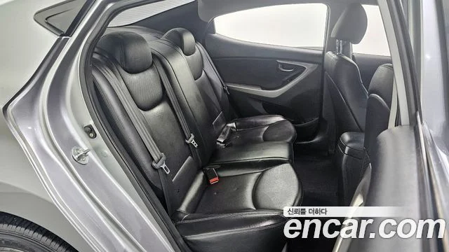 2013 Hyundai 아반떼 MD