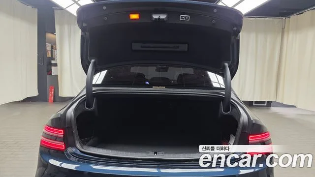 2024 Genesis G80 (RG3)