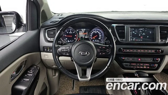 2018 Kia Carnival (New)