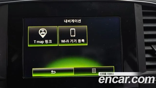 2016 Renault Korea SM6