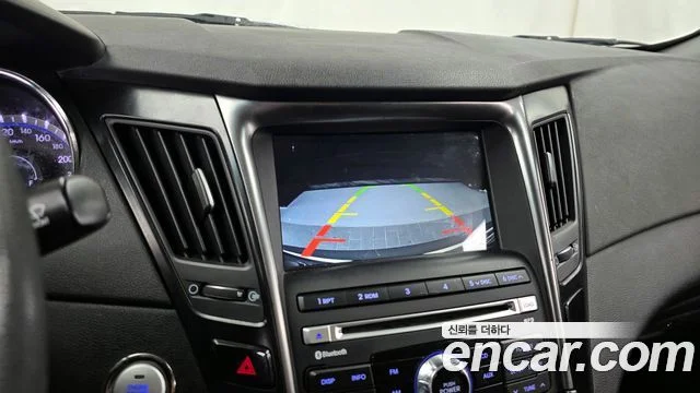 2010 Hyundai YF 쏘나타