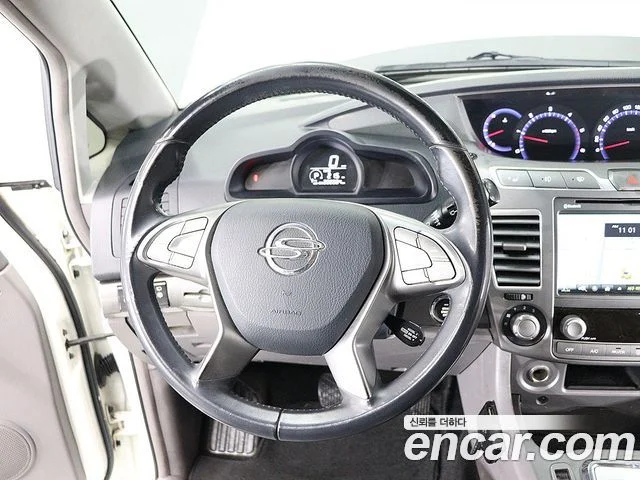 2015 KG Mobility 코란도 투리스모