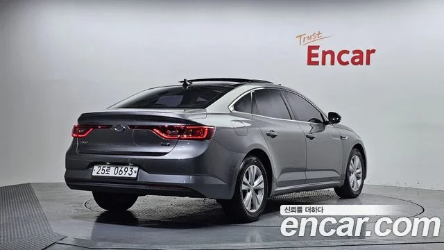 2016 Renault Korea SM6