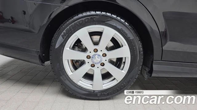 2011 Mercedes-Benz C-클래스 W204