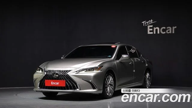 2023 Lexus ES300h 7세대