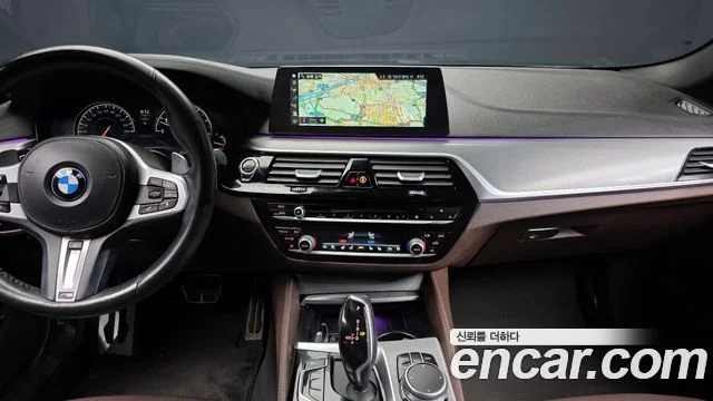 2018 BMW 5 Series (G30)