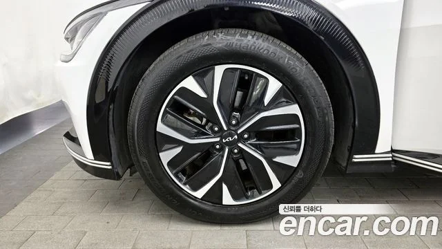 2023 Kia EV6