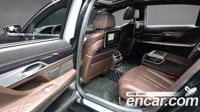 2021 BMW 7 Series (G11)