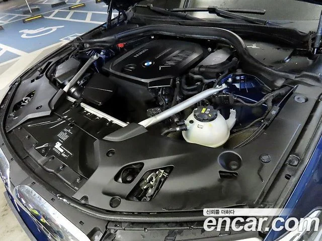 2018 BMW 5 Series (G30)