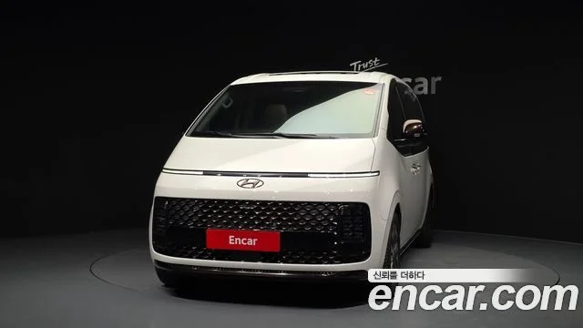 2021 Hyundai Staria