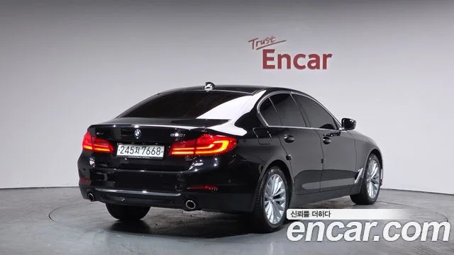 2019 BMW 5 Series (G30)