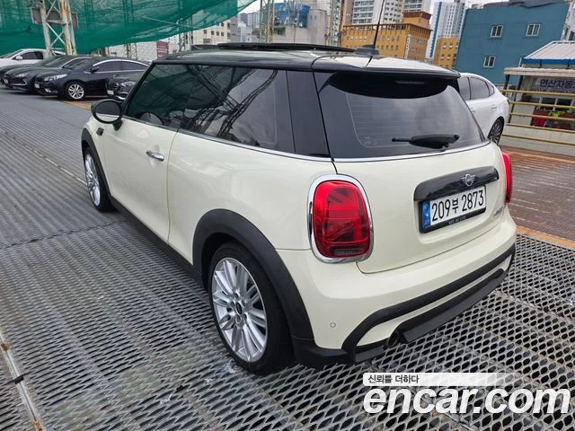 2022 MINI Cooper