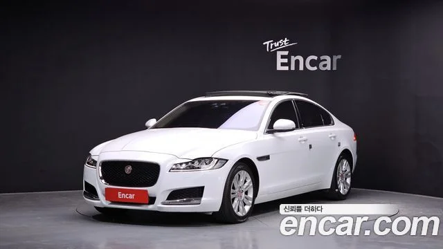 2016 Jaguar XF (X260)