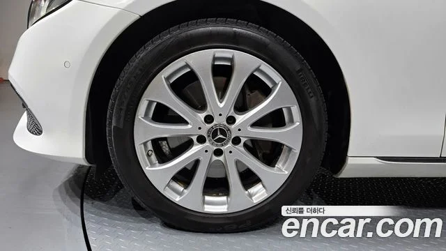 2017 Mercedes-Benz E-클래스 W213