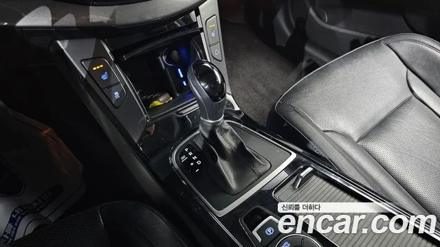 2013 Hyundai i40 살룬