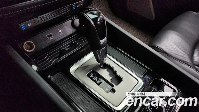 2017 KG Mobility G4 렉스턴